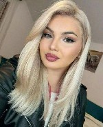 Я,  взрослая,  успешная женщина,  ищу молодого мужчину,  готового к полноценным отношениям и содержанию.  Ценю искренность и открытость.  Давайте построим совместное будущее.  
Детали в Telegram:  @M ...