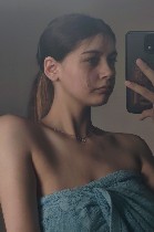 Ищу парней для секса.  Я реальная.  Мне 19 лет.  Отвечу всем ...