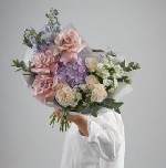 Устали от банальных букетов? Хотите удивить и поразить воображение? BuketInMoscow.  ru представляет вам уникальную коллекцию вывернутых роз – воплощение изысканности и новаторства в мире флористики.   ...