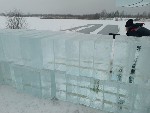 "Поставка ледяных блоков по всей России 
Всю логистику и транспортировку берем на себя 
Лед идеальной геометрии,  добычу производим станком,  грани и углы выдержаны,  что важно для работы скульпторо ...