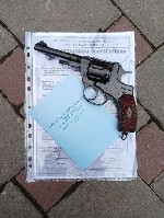 Сигнальный револьвер р2 наган 1938г.  ,  под капсюля жевело.  В отличном коллекционном состояние.  
Весь в клеймах,  на одних номерах.  Цена 25 000 р. ...