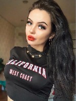Красивая девушка С удовольствием познакомлюсь и встречусь с интересными мужчинами.  Я раскованная,  яркая,  эффектная.  Смогу покорить тебя ...