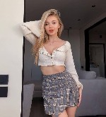 Привет ,  набирай мне ,  приезжай отдохнём на всё 100 Я страстная ,  молодая девушка ,  жду к себе в гости или приеду сама ...