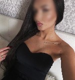 Маслянистыми сисями и животиком буду извиваться по твоему телу ,  как змейка 💋🥰

Мммм…тебе точно понравится мой эротический массажик 😘

Ведь я красивая ,  юная и позитивная крошка 😛😋😍 ...