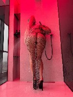 Привет тебе,  мой будущий гость !))🔥🌺🌺🌺

Меня зовут Миленочка и я очень люблю доставлять удовольствие ))

Занимаюсь танцами .  Люблю знакомиться с новыми людьми.  

Очень общительная и жизнерадо ...