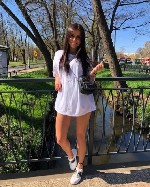 Очень худенькая,  красивая,  заводная,  позитивная и общительная .  Жду тебя в гости для воплощения фантазий и отдыха.  .  . ...