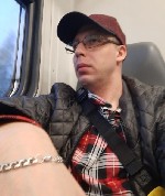 Добрый и порядочный!
Живу и родился в Москве. 
Беспроблемный.  Детей нет.  Честный,  добрый,  отзывчивый парень.  Романтик.  Не конфликтен,  с отличным чувством юмора. 

Кого я хочу найти
Ищу дев ...