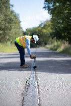 Подрядчик дорожно-строительных работ превышает бюджет или затягивает сроки? Или вы попали в ДТП по вине дорожных служб? Или же вам необходимо проверить качество работ дорожных служб? 
Обращайтесь в Д ...
