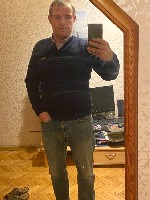Я приятный,  симпатичный молодой человек,  39/177/78,  стану другом милой девушки от 19 до 65 лет из Москвы можно из области.  Не против познакомиться с замужней.  Если найдём общую симпатию и общий я ...