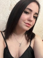 Влюбляю в своё тело с первого раза и до последнего свидания.  
Со мной к тебе в голову будут лезть только грешные мысли.  Будь готов,  это будет происходить даже там,  где это неуместно! ...