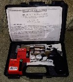 В комплекте:  
Сигнальный револьвер Ekol LOM 5,6 (хром).  
Паспорт.  
Пластиковый кейс.  
Патроны Hilti две пачки Кор-100/Зел-96.  
Мортира под ракеты.  
Цена 15.000 руб.  Для заказа пишите сооб ...