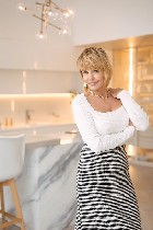 Интим-девушки, индивидуалки объявление но. 4062125: Авторская,  массажная программа.  Индивидуально.  Гражданский проспект.