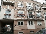Местоположение:  Ротквария,  Нови-Сад
Цена:  € 195.500 (2300/м²)

В тихом месте,  в центре города Нови-Сад,  в качественной новостройке продается трехкомнатная (дуплекс) квартира.  
Квартира наход ...