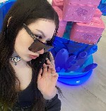 TG +79245488351
Мои поцелуи могут быть лёгкими,  словно перышко,  а могут — глубокими и влажными,  с такой страстью,  что невозможно остановиться.  
Когда я открываюсь,  я тащу тебя в свой огонь — г ...