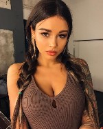 Как ты уже понял мой дорогой гость,  моя любимая поза -69,  а это значит что я люблю когда удовольствие получают оба,  ты и я! ❤

Мне нравится заниматься сексом всегда и везде и я никогда не устаю 😋 ...