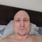 Порядочен оч сексуально темпераментный без комплексов с фантазией не альфонс ценитель женских форм -большая задница .  особенно любо дорого смотреть.  В поиске.  похожей по темпераменту с высоким либи ...