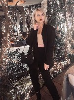 Со мной тебя ждет настоящий фейерверк страсти и наслаждения,  где каждый наш шепот и прикосновение будут словно зажигательные искры,  разжигающие пламя нашего влечения.  Давай забудем обо всем и позво ...