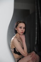 Что,  если я окажусь именно той девушкой,  о которой ты захочешь думать весь вечер? Я люблю внимание,  умею очаровывать и всегда оставляю после себя желание узнать меня ещё ближе.  За привлекательной  ...