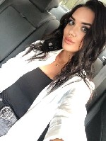 Мои губы не терпят ожидания — они жадные,  горячие,  требовательные.  Руки скользят по твоей спине,  ногти оставляют следы,  дыхание сбивается,  но я не останавливаюсь.  @NikiLoveDeep ...