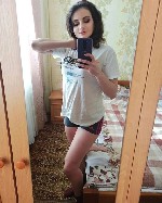 Хочу найти себе постоянного партнера,  чтобы просто и без лишних церемоний доставлять друг другу удовольствие.  
Жутко не хватает страсти,  нежности и просто хорошего секса.  Люблю разнообразный секс ...