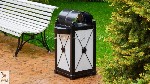 Урны уличные для мусора из металла,  дерева,  бетона.  Большой ассортимент моделей.  

Разные виды опор и крепления.  Круглые и квадратные урны с крышкой и пепельницей.  Деревянные урны на металличе ...