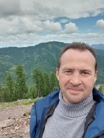Здравствуй.  Я москвич.  Русский.  178 70 40 Чистоплотный.  Аккуратный.  Симпатичный.  С чувством юмора и меры.  Здоров.  Без лишних кг.  Готов встретиться и приятно провести время.  Я за регулярные в ...