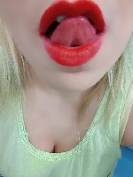 В отличии от всех реальность доказываю онлаин по видеозвонку ватсап 89095890593 imo 89095890593 22 года стройная блондинка Кристина и снимаю фото или видео на заказ ...