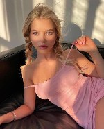 Молодая и красивая девушка ищет мужчину для приятного и близкого общения! Cпортивная фигура,  красивая,  чистоплотная,  образованная,  ласковая и внимательная.  
🌟Moгy пpиглacить к ceбe.  .  Пиши в т ...