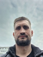 Хотел бы познакомиться с женщиной интересующейся темой БДСМ для встречь,  а вполне возможно и отношений с элементами БДСМ.  Открыл в себе склонность к подчинению,  обожаю делать куни,  фф,  массаж и п ...