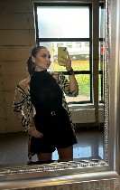 Лежу на кровати,  медленно провожу пальчиками по животу и ниже.  .  .  Думаю о том,  как было бы здорово,  если бы эти движения были не только моими.  Хочешь присоединиться к моим мыслям?❤️ Позвони мн ...