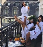 Приглашаем девушек к сотрудничеству.  Свободный график,  проживание.  Высокий доход.  
Наши требования.  Опрятная,  комуникабельная до 37лет.  
Подробности по телефону 89372200569
Телеграм Work Lad ...