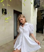 Есть что-то невероятно притягательное в мужчине,  который умеет смотреть так,  что слова становятся почти не нужны,  а между строк уже чувствуется искра.  Люблю красивые знакомства,  лёгкую интригу,   ...