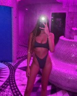 Если ты в женщинах ценишь красоту,  опыт и раскованность,  то тебе ко мне.  Я бесподобно хороша,  молода и свежа.  Закружу тебя в вихре такой страсти,  что ты позабудешь обо всем на свете,  полностью  ...