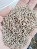 Вторичная гранула стрейча ,  подходит для пр-ва плоскощелевой экструзии ,  исходник складской сбор и брак пр-ва первичной пленки.  Поставки материала на постоянной основе,  всегда стабильное качество  ...