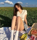 Интересно знакомство с адекватным мужчиной для интим
отношений,  о себе напишу? что я симпатичная и приятная
девушка ...