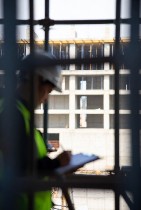 Строительный надзор:  обеспечиваем безупречное качество и безопасность ваших строительных проектов.  Наши опытные специалисты готовы провести детальный анализ вашего проекта,  организовать и осуществи ...