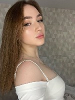 Привет,  я Настя! 🥰

Люблю йогу — она делает меня такой гибкой и лёгкой,  как пушистое облачко! 🧘‍♀️

Я милая брюнеточка с карими глазками,  которые будут смотреть на тебя с нежностью.  ✨

Со мн ...