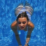 Прелестная юная соблазнительница с упругим телом,  бархатистой кожей и шаловливыми манерами.  Люблю мужскую компанию.  )Великолепная любовница для тебя! Стройная,  маленькая дюймовочка,  которая подар ...