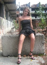 Разыскивается послушный лизунчик,  который получает от этого удовольствие и умеет хорошо делать куни-муни.  Люблю смотреть,  как ты лижешь мне киску,  прижимать твою голову к ней,  меня это сильно воз ...