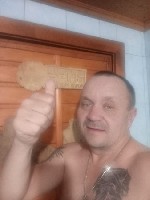 Познакомлюсь со стройной девушкой для регулярных встреч! Симпотичный,  чистоплотный,  разведён! С чувством юмора ! Ищу такую же!!! Писать в ватсап или мах ...
