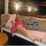 Девушка, ищу парня объявление но. 3660685: Блондинка,  Ветеранов жду у себя дома