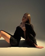 Готов ли ты к женщине,  которая знает,  как сделать каждую минуту особенной? Я — огонь в лёгкой форме,  страсть в игривой обёртке.  Люблю создавать то самое притяжение,  от которого трудно оторваться. ...