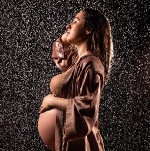 Услуги объявление но. 3937232: Art Design Studio by MariMazzurova — студийная и выездная съемка для будущих мам и семей.