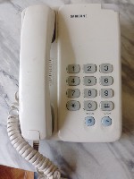 Продается стационарный телефон Samsung SP-F203 производства Кореи б.  у.  в хорошем состоянии.  Работает от телефонной линии (не нужны розетки 220V или батарейки).  Связь будет всегда.  
Функциональн ...