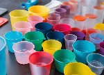 В условиях активной политики импортозамещения российский рынок лабораторной и промышленной посуды демонстрирует уверенный рост.  Особенно заметен прогресс в производстве пластиковых мерных стаканчиков ...