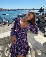 Что ты почувствуешь,  когда я буду рядом и каждое мгновение будет наполнено магнетизмом? Я обожаю создавать атмосферу,  где желание нарастает постепенно,  а потом взрывается яркими эмоциями.  Со мной  ...