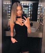 Молодая,  раскрепощенная девушка.  Ищу мужчину для встреч и незабываемых ощущений.  Хочу воплотить свои фантазии в реальность ...