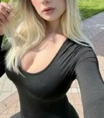 Встреча не за деньги,  а ради взаимного удовольствия!
Качественно вылизываю попку и сосу,  умею глубоко,  делаю массаж всеми частями тела,  доведу до оргазма так,  что будешь видеть космос,  не проти ...