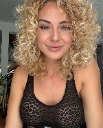 м.  Петроградская,  Хочу,  чтобы ты снял меня и использовал! Хочу,  чтобы удовлетворялся моим шикарным телом! Фигурка стройная.  
В постели реальная,  не симулирую,  стону и охотно поддаюсь… Знаю,  ч ...