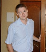 Приглашу девушку в гости для приятного общения.  Не женат.  Живу один. ...